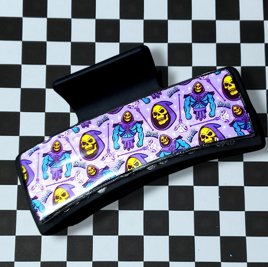 Evil Skelly Hair Claw