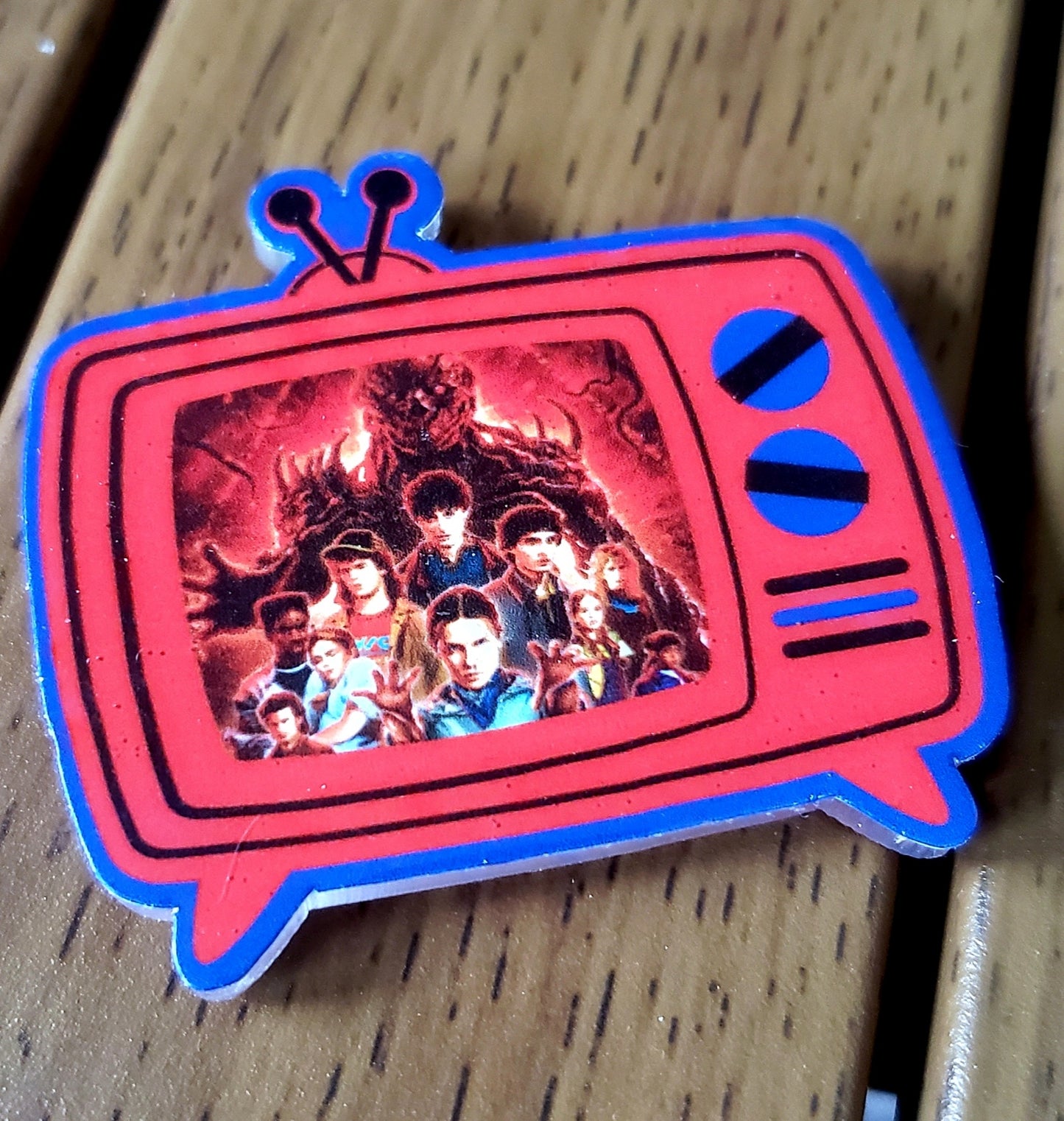 ST Tv Magnet