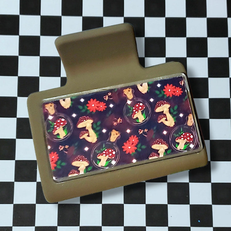 Brown Mushroom Hair Claw (Small)