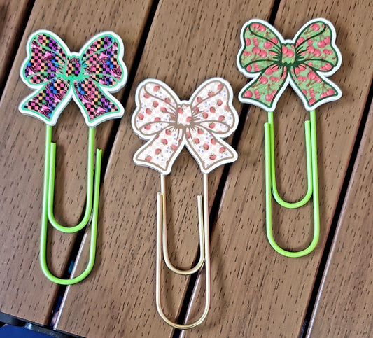 Bow Jumbo Paperclip Bookmark