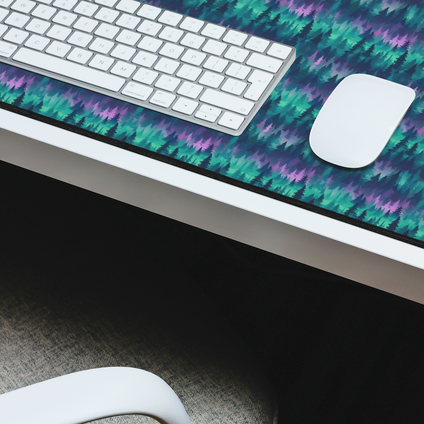 Northern_Lights_Desk_Mat_DeskMat_L_Closeup_Master_Mockup.png